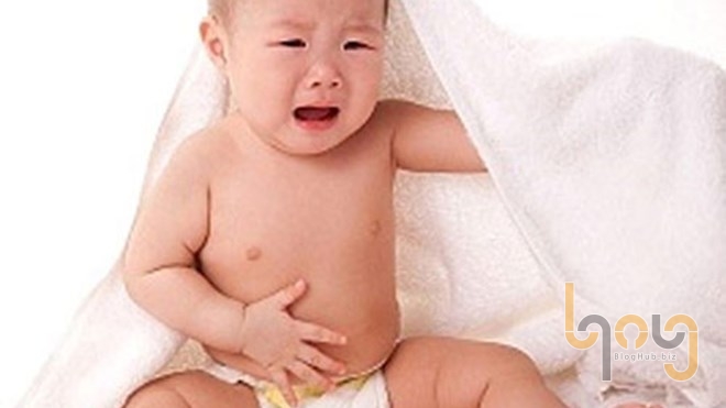 Trẻ sơ sinh tuyệt đối không ăn uống nước đá lạnh
