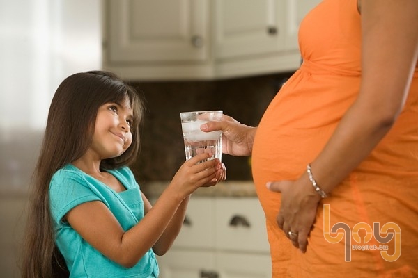 Phụ nữ mang thai không ăn uống nước đá lạnh