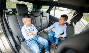 Những điều cần lưu ý khi lái xe có trẻ nhỏ