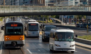 Kết hợp trí tuệ nhân tạo cho hệ thống giao thông hiện đại